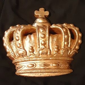 NEW Royalty Wall Decor